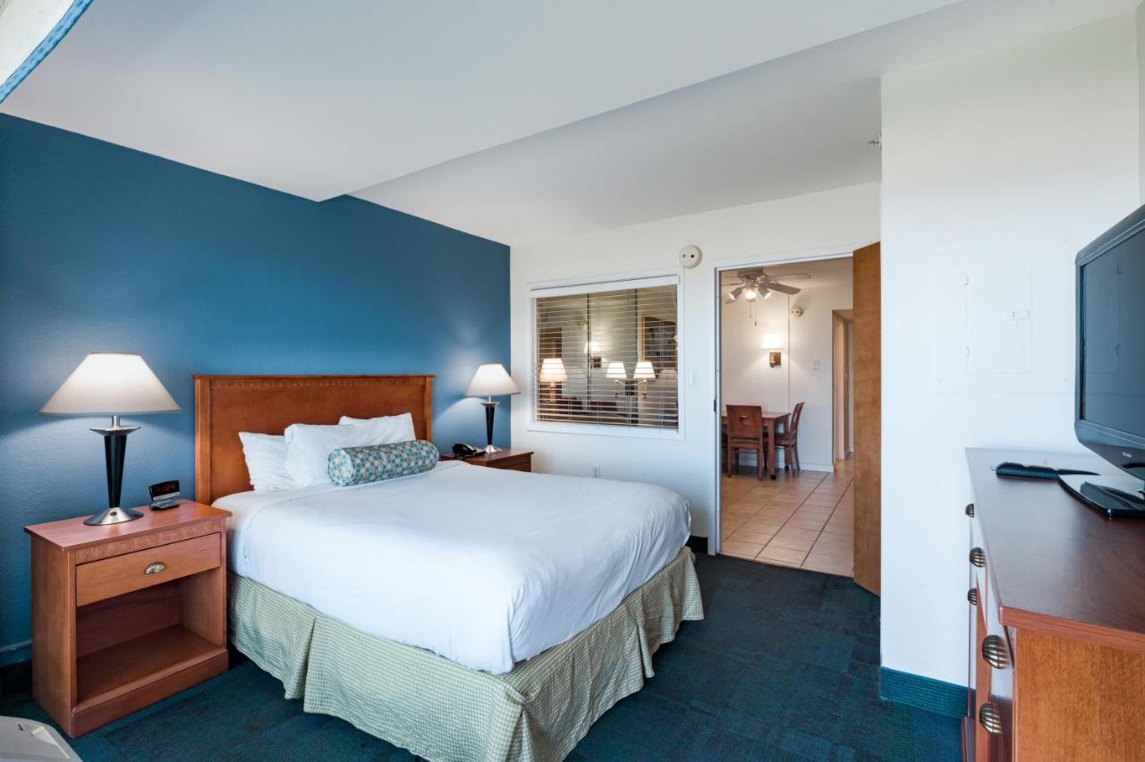 Resort Ocean Sands Resort, Oceanfront, Virginia By Vacatia